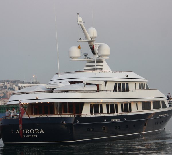 Yacht AURORA B, Feadship CHARTERWORLD Luxury Superyacht Charters